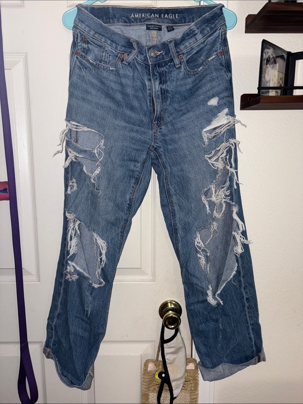 American Eagle Distressed Ripped Blue Jeans